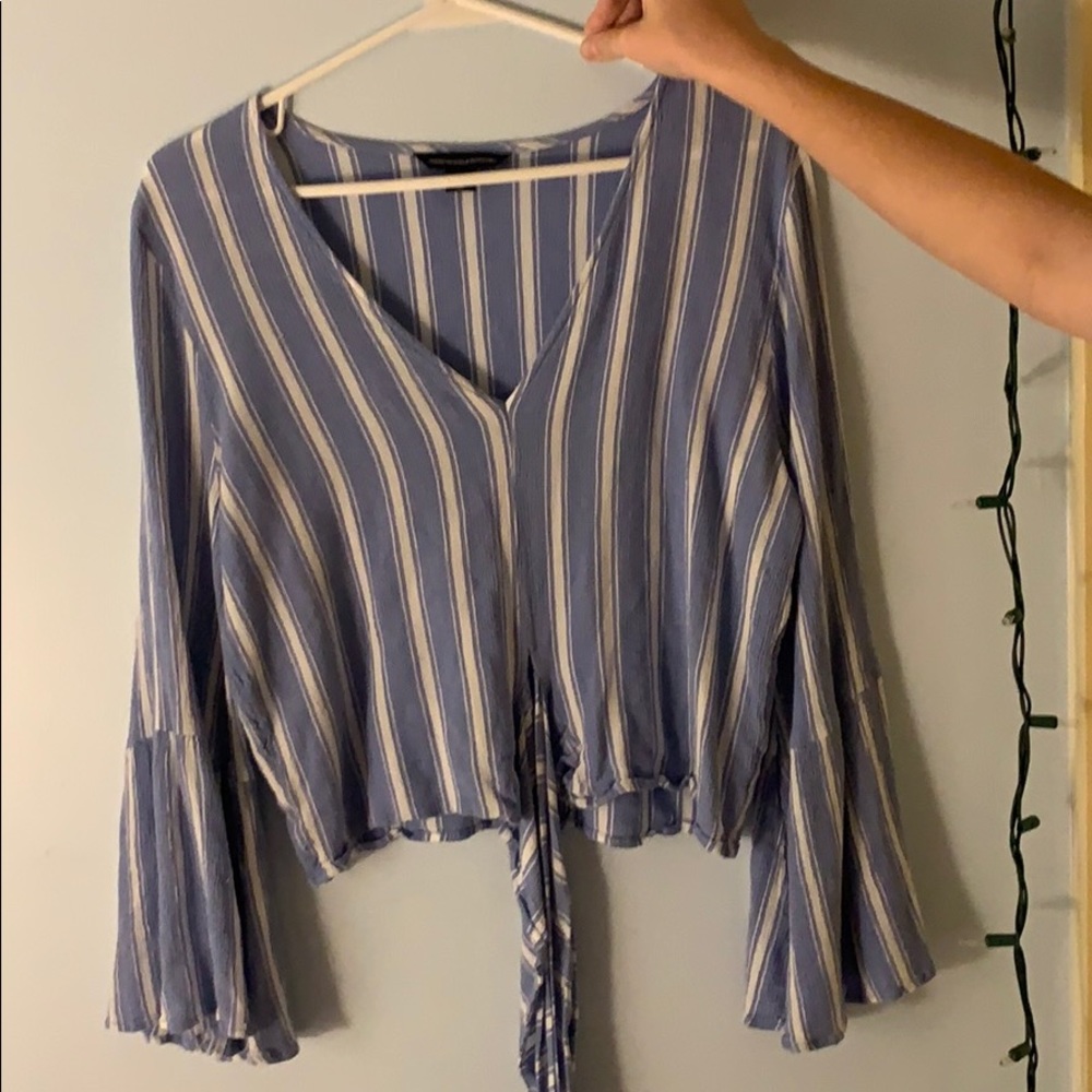 American Eagle shirt